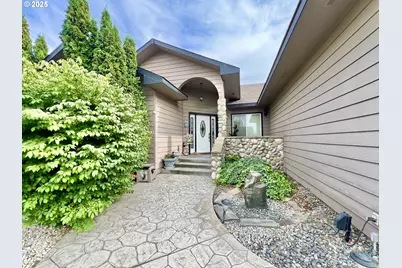 994 E Hurlburt Ave, Hermiston, OR 97838 - Photo 2