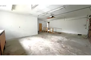 10082 Lone Pine Ln, Myrtle Point, OR 97458 - Photo 32