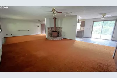 10082 Lone Pine Ln, Myrtle Point, OR 97458 - Photo 10