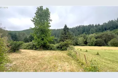 10082 Lone Pine Ln, Myrtle Point, OR 97458 - Photo 6