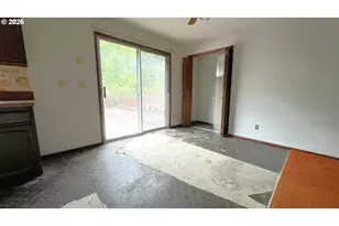 10082 Lone Pine Ln, Myrtle Point, OR 97458 - Photo 14