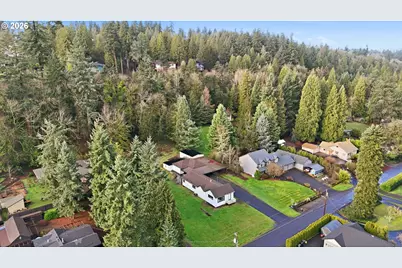 14123 SE Upper Aldercrest Dr, Milwaukie, OR 97267 - Photo 32