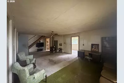 39688 Row River Rd, Dorena, OR 97434 - Photo 10