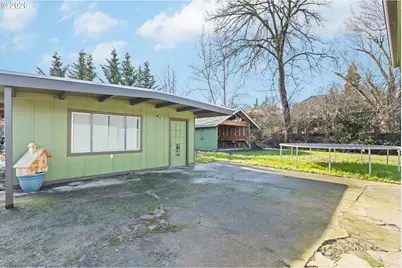 1993 Linnell Ave, Roseburg, OR 97471 - Photo 30