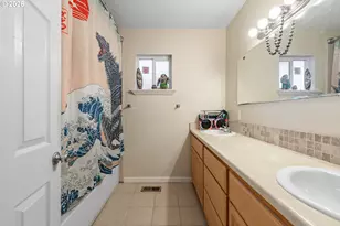 1993 Linnell Ave, Roseburg, OR 97471 - Photo 16