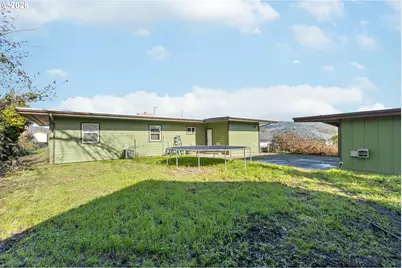 1993 Linnell Ave, Roseburg, OR 97471 - Photo 26