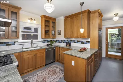 1833 NE 48th Ave, Portland, OR 97213 - Photo 16