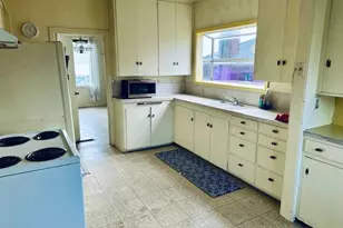 1524 Sheridan Ave, North Bend, OR 97459 - Photo 18