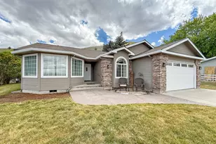 137 Foothill Dr, Baker City, OR 97814 - Photo 4