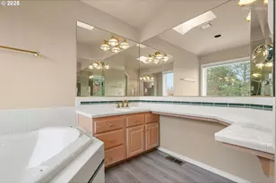 2525 NW 141st Pl, Portland, OR 97229 - Photo 32