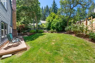 2696 Terrace View Dr, Eugene, OR 97405 - Photo 38