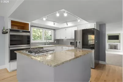 2696 Terrace View Dr, Eugene, OR 97405 - Photo 10