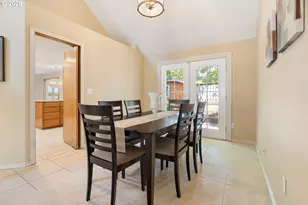 12295 SW Anton Dr, Portland, OR 97223 - Photo 10
