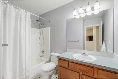 2578 Concord St, Woodburn, OR 97071 - Photo 24
