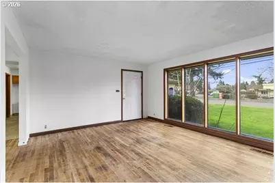 11272 NE Knott St, Portland, OR 97220 - Photo 4