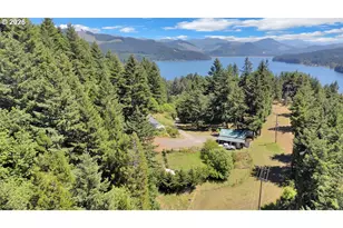 35235 Row River Rd, Cottage Grove, OR 97424 - Photo 2