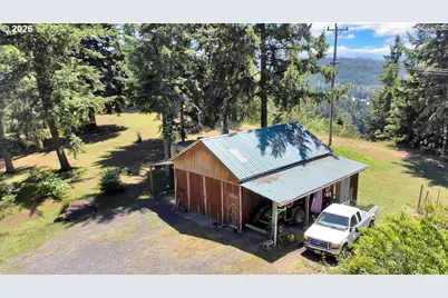 35235 Row River Rd, Cottage Grove, OR 97424 - Photo 6