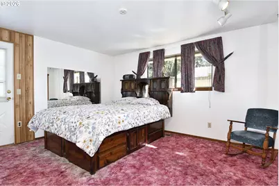 722 NE 197th Ave, Portland, OR 97230 - Photo 22