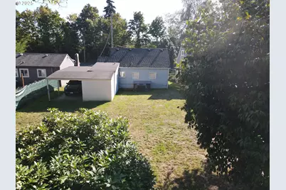 869 E St, Washougal, WA 98671 - Photo 8