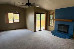 2208 SW Indian Mary Ct, Troutdale, OR 97060 - Photo 6