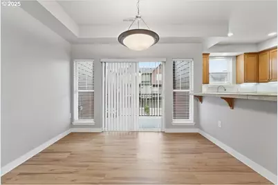 10835 SW Huntington Ave, Portland, OR 97223 - Photo 12