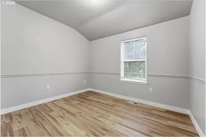 10835 SW Huntington Ave, Portland, OR 97223 - Photo 28