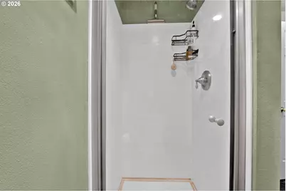 126 Treehill Loop, Eugene, OR 97405 - Photo 24