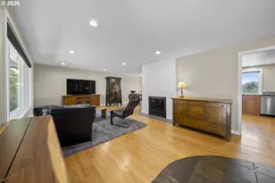 17333 SE Colina Vista Ave, Milwaukie, OR 97267 - Photo 4
