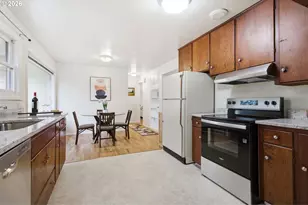 2925 Charnelton St, Eugene, OR 97405 - Photo 14