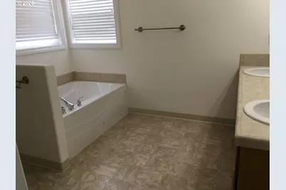 8615 NE 33rd St, Vancouver, WA 98662 - Photo 16