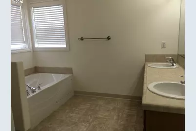 8615 NE 33rd St, Vancouver, WA 98662 - Photo 14