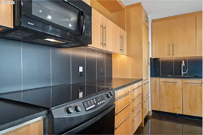 1220 NE 17th Ave #16F, Portland, OR 97232 - Photo 16