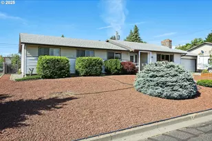 825 Maple Dr, Goldendale, WA 98620 - Photo 2