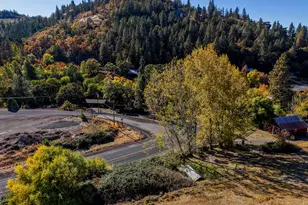 585 Carroll Rd, Mosier, OR 97040 - Photo 40