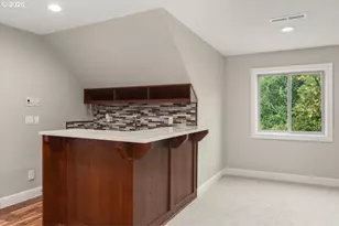 5716 SW Hamilton St, Portland, OR 97221 - Photo 28