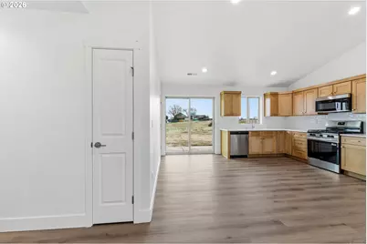 145 SW Eagle Dr, Boardman, OR 97818 - Photo 14