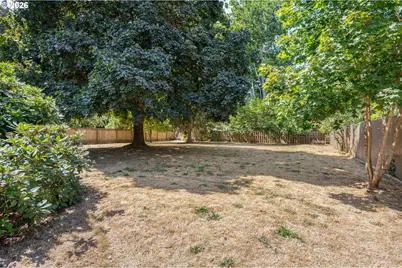880 Hughes St, Eugene, OR 97402 - Photo 42