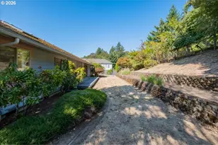 2890 NW Angelica Dr, Corvallis, OR 97330 - Photo 36