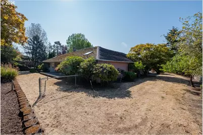 2890 NW Angelica Dr, Corvallis, OR 97330 - Photo 38