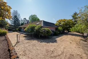 2890 NW Angelica Dr, Corvallis, OR 97330 - Photo 38