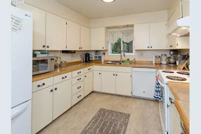 1511 June Dr, Vancouver, WA 98661 - Photo 4