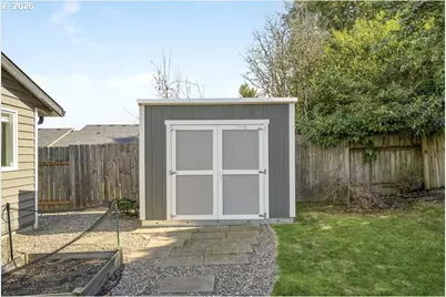 5110 NE Emerson Ct, Portland, OR 97218 - Photo 38