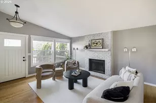 5110 NE Emerson Ct, Portland, OR 97218 - Photo 4