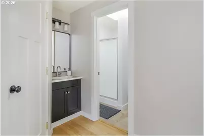 5110 NE Emerson Ct, Portland, OR 97218 - Photo 22