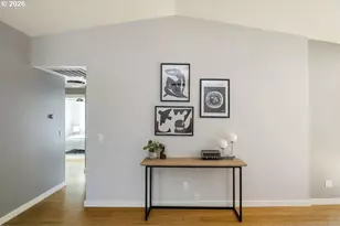 5110 NE Emerson Ct, Portland, OR 97218 - Photo 10