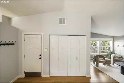 5110 NE Emerson Ct, Portland, OR 97218 - Photo 18