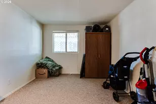 1400 Candlelight Dr, Eugene, OR 97402 - Photo 30