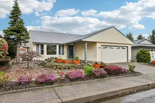 2261 NE 153rd Ave, Portland, OR 97230 - Photo 2