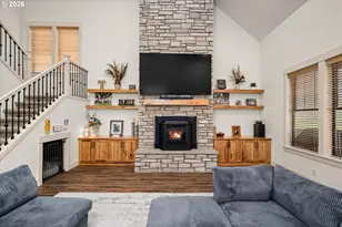 37640 Upper Camp Creek Rd, Springfield, OR 97478 - Photo 16