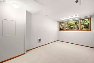 910 York Rd, Lake Oswego, OR 97034 - Photo 20